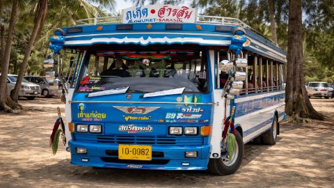 Сонгтео на Пхукете: что это и как на нём передвигаться